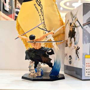 🟡فیگور زورو ، با کیفیت بالا همراه با جعبه