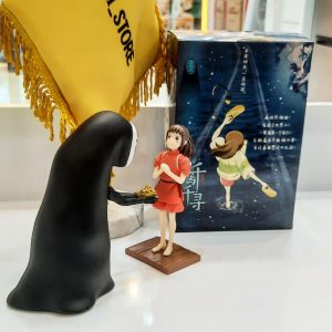 🟡فیگور بسیار زیبا ، از انیمه شهر اشباح ( Spirited Away ) استودیو جیبلی