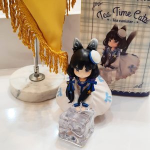 🟡فیگور neko girl ، دختر گربه ای، با کیفیت بالا همراه با جعبه