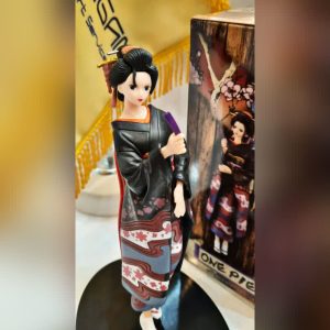 فیگور از کاراکتر وان پیس نیکو روبین با کیمونو ژاپنی (one piece, Nico robin)