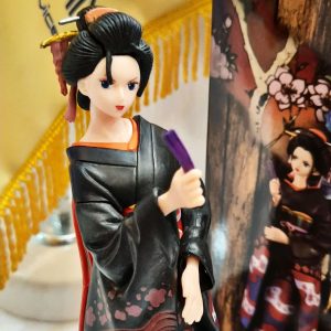 فیگور از کاراکتر وان پیس نیکو روبین با کیمونو ژاپنی (one piece, Nico robin)